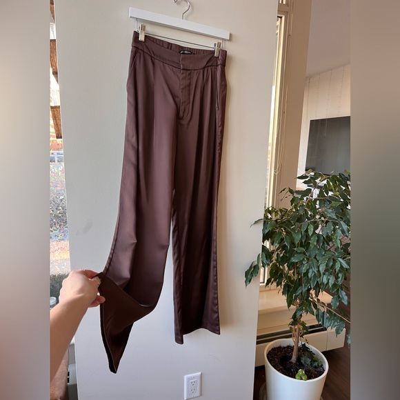 NWOT Abercrombie and Fitch Brown Silk Tailored Pants SIZE SM - Picture 2 of 8